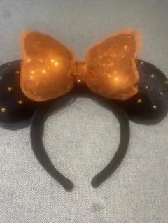 【美品】ディズニー　ミニー　ハロウィン　スパンコール カチューシャ オレンジ