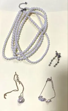 アクセサリー　4つ　まとめ売りのサムネイル