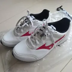 MIZUNO　ミズノ　スポーツシューズのサムネイル