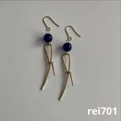 No.643 シンプル　結びリボン×チェコビーズ　サファイア　ピアス　イヤリング