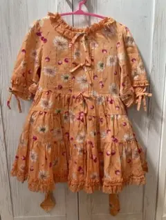 メゾピアノ　レトロ　花柄オレンジワンピース 120 半袖　ドレス