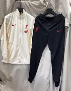 リバプールFC スウェットセットアップ 24/25 Mサイズ - メルカリ