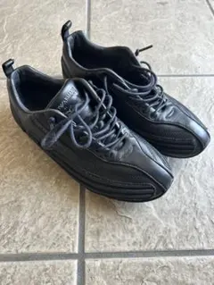 ARMANI × MIZUNO コラボスニーカー 限定品のサムネイル