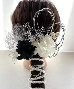 no.3227 成人式　卒業式　髪飾り　水引　ホワイト　ブラック　金箔　ヘア