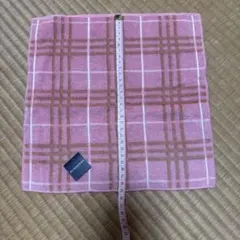 BURBERRY チェック柄タオルハンカチ ピンク