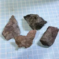 発掘 縄文 弥生時代 矢じり＆縄文土器 破片セット 宮城県名取市出土 石器 発掘 縄文 弥生時代 矢じり＆縄文土器 破片セット 宮城県名取市出土