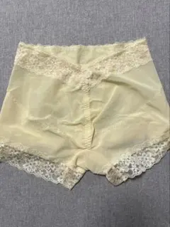 クリーム色ハイウエスト骨盤ガードル 64