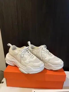 Item thumbnail for item d4a0a9c5-15e0-45fe-bf3d-e4f2984b31b3