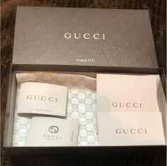 GUCCIの財布の空箱、ショッパー