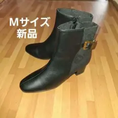 新品　ヴィヴィアン　スクエアトゥ　バックルベルト付き　黒ショートブーツ　Mサイズ