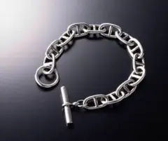 Item thumbnail for item 54792709-4554-44a5-abba-fc3e8c826f37