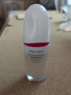 SHISEIDO REVITALESSENCE SKIN GLOW 121g