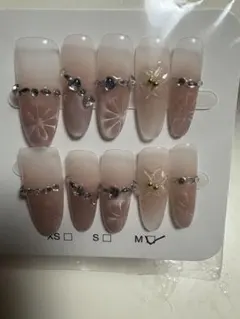 値引き　グラデーションピンク ネイルチップ