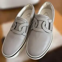 TOD'S レザー チェーン スリッポン スニーカー グレー 37のサムネイル