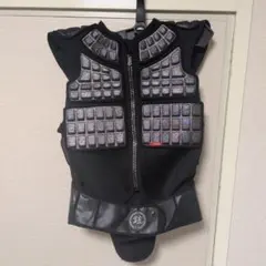 鎧 YOROI ベストとヒッププロテクターの上下セット Lサイズ - メルカリ