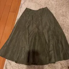 未使用130センチ　オリーブフリルスカート