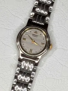 SEIKO　セイコー　V401-05000 レディース　腕時計　稼働　新品電池のサムネイル