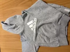 adidas グレー パーカー 130cm