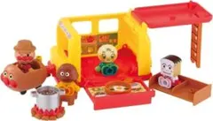 アンパンマンはじめてハウスドールセット わくわくキャンピングカー