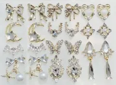 ネイルパーツ22点セット　まとめ売り リボン 蝶々 お月様 ネックレス　マリン