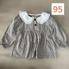 ベビー服 長袖 ブラウス 襟付き 総柄 ブラウン バースデイ　90 フリル
