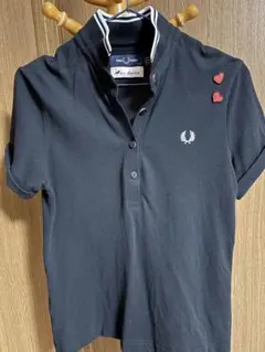 FRED PERRY ポロシャツ ブラック　ハートロゴのサムネイル