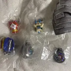 妖怪ウォッチ　めじるしアクセサリー　ガチャ　カプセルトイ　5種セミコンプセット