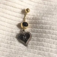 へそピアス ハート×イニシャル「R」