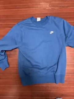 Nike 青 トレーナー