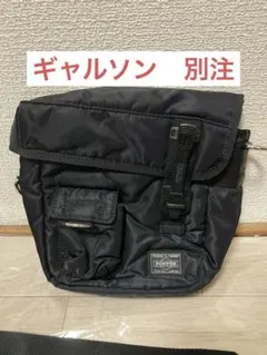 迷彩柄 別注 コムデギャルソンオム ポーター サコッシュ バッグ 黒　美品のサムネイル