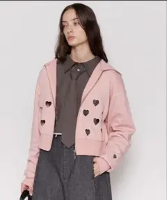 MAISON SPECIALメニーハートカットアウトスウェットのサムネイル