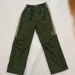 イオン　シャカシャカパンツ　ロングパンツ カーキ ズボン　140長ズボン