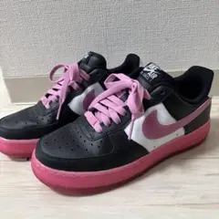 NIKE エアフォース1 黒ピンク