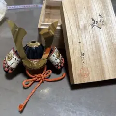 名工 甲冑師 加藤一冑 作　島津忠久 大円山星兜　共箱 名工 甲冑師 加藤一冑 作 島津忠久 大円山星兜 共箱 - メルカリ