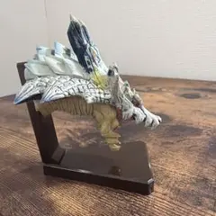 モンハン ハンティング トロフィー フィギュア 【ラギアクルス 亜種】