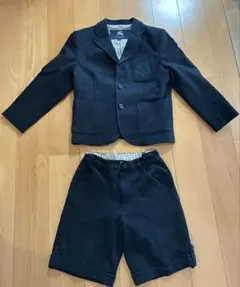 BURBERRY キッズフォーマルスーツ　ブレザーとショートパンツセットのサムネイル