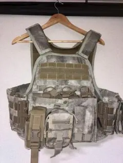 プレートキャリア　CONDOR A-TACS AU