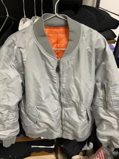 GU グレー MA-1ジャケット　Lサイズ