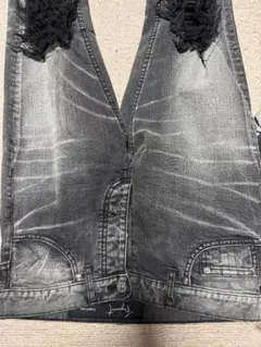 Item thumbnail for item 5054293f-a253-4959-adfb-39fe1e7335d9