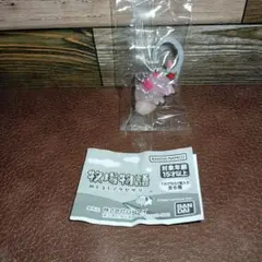 ガチャ　牧場物語　めじるしアクセサリー　いちご乳牛　１種