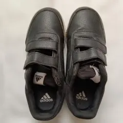 21cm adidas キッズ スニーカー 黒 ブラック　　アディダス