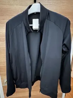 【美品】ユニクロ ウルトラストレッチアクティブジャケット 黒 ブラック XL