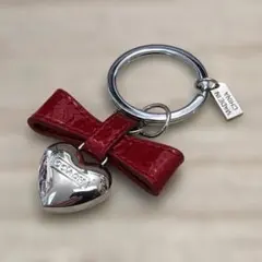 未使用　COACH レッドリボン ハートキーホルダー