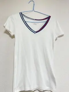 トミーヒルフィガーTシャツ✨