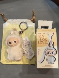 ピンフォーラブA新品未使用PIN FOR LOVE モンスターズ ぬいぐるみ