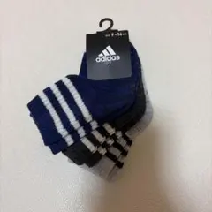 アディダス　9-14cm 靴下