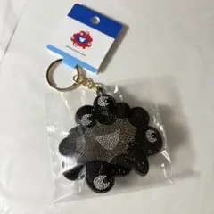 関西万博 黒ミャクミャク ラインストーン キーホルダー - メルカリ