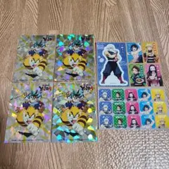 アニメキャラクター ホログラムカードとステッカーセット