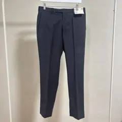 新品　タグ付き　ユニクロ　UNIQLO 感動パンツ（ウルトラライト）ウールライク