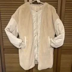 クリーム色 フリース ジャケット